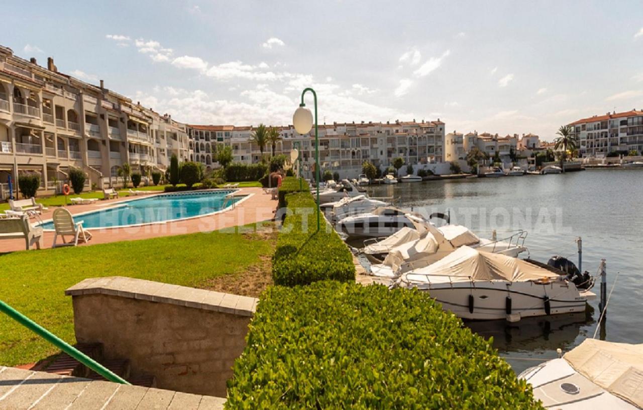 1005 Apartamento Con Vistas Al Lago San Maurici By Homeselectspain Empuriabrava Kültér fotó