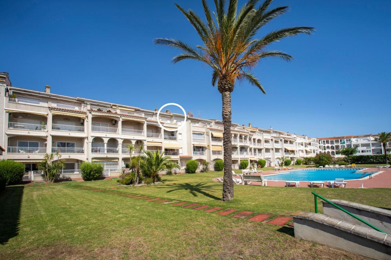 1005 Apartamento Con Vistas Al Lago San Maurici By Homeselectspain Empuriabrava Kültér fotó