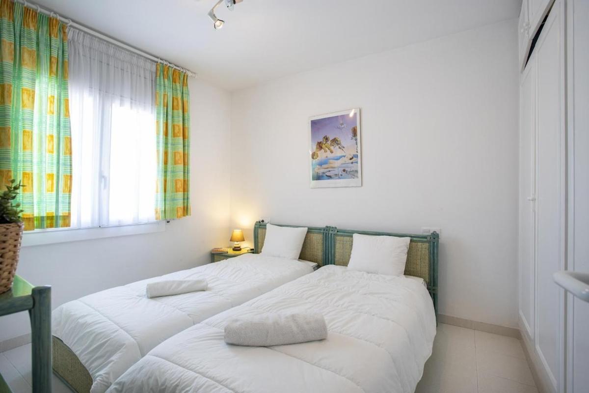 1005 Apartamento Con Vistas Al Lago San Maurici By Homeselectspain Empuriabrava Kültér fotó